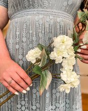 Load image into Gallery viewer, The Daphne