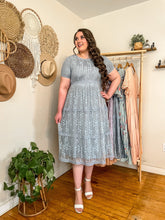 Load image into Gallery viewer, The Daphne