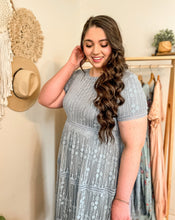 Load image into Gallery viewer, The Daphne