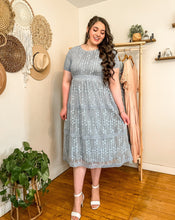 Load image into Gallery viewer, The Daphne