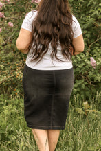 Load image into Gallery viewer, The Quinn