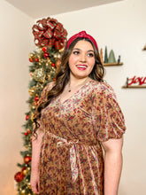 Load image into Gallery viewer, The Holly