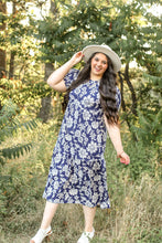 Load image into Gallery viewer, The Sara